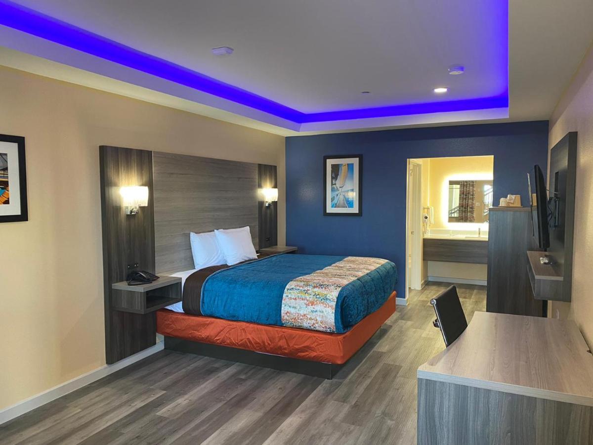 Scottish Inn & Suites Houston Willowbrook المظهر الخارجي الصورة